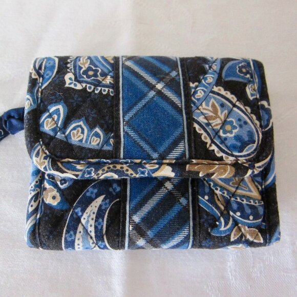 VERA BRADLEY SMALL COMPACT WALLET WITH PAISLEY AND PLAID - NWOT - Picture 1 of 4